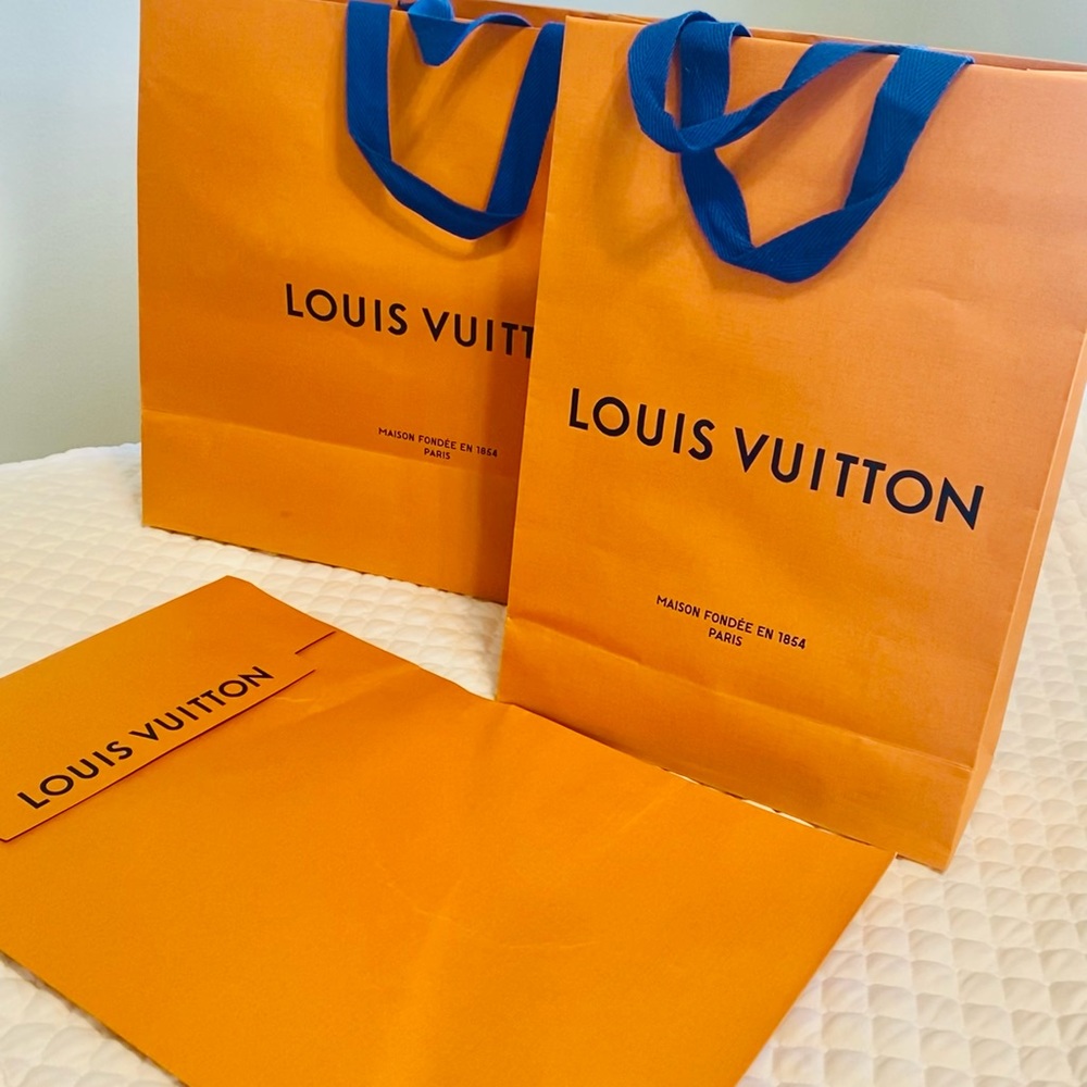 Three Louis Voitton shopping Bag - Picture 2 of 10